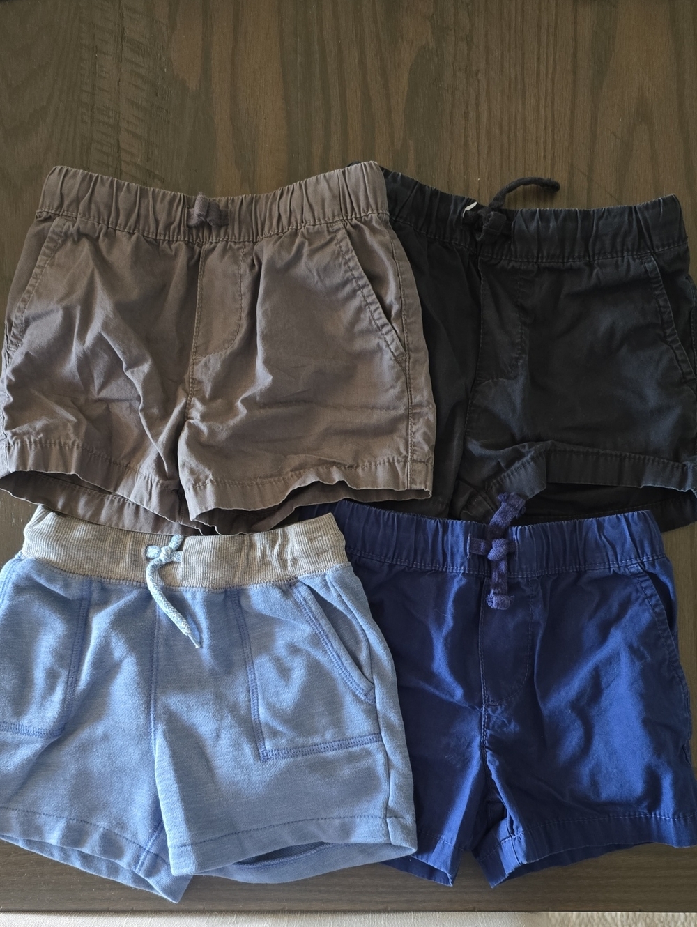 Carters/OshKosh Mixed Lot of 4 Shorts Toddler Boy 24 Months